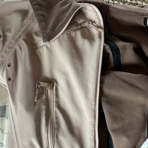 Stella McCartney jacket. I think the color is mauve and not exactly pink. - Picture 9 of 9